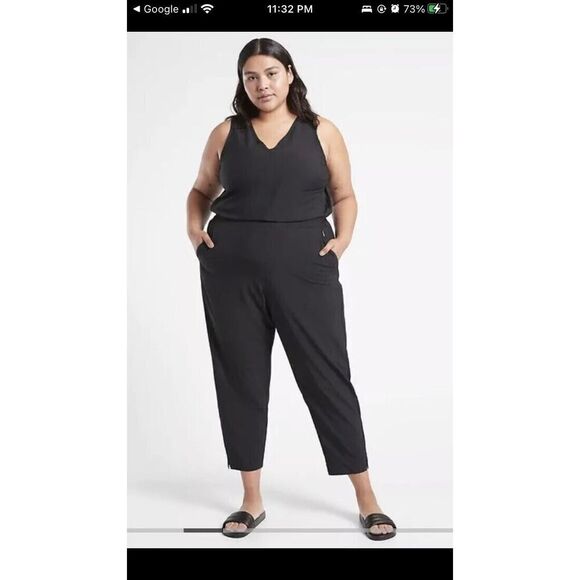 ATHLETA BROOKLYN JUMPSUIT IN BLACK‎ - Picture 1 of 6